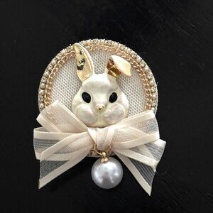 Handmade Fabric Badge Design/Drip-Enamel Rabbit Alloy Rhinestone Women's Brooch
